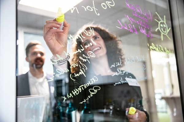 Bilfinger eröffnete Kompetenzzentrum für Digitalisierung in der Bahnstadt. (Foto: Bilfinger) Die Bilfinger-Tochter Digital Next wächst und feierte die Einweihung neuer Räumlichkeiten in Heidelberg. (Foto: Bilfinger)