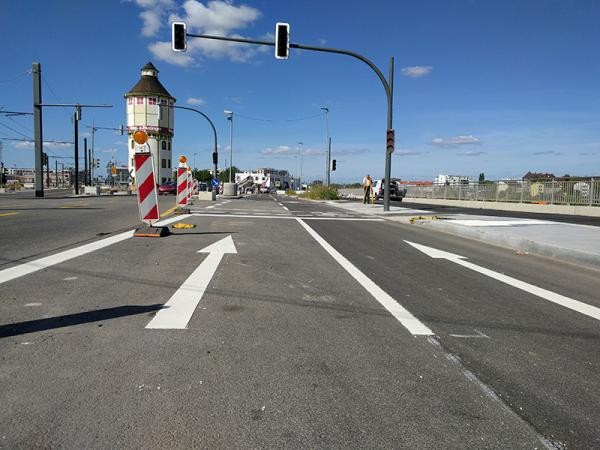 Die Markierungen auf dem Czernyring sind zum Teil bereits aufgebracht. Die Markierungen auf dem Czernyring sind zum Teil bereits aufgebracht.
